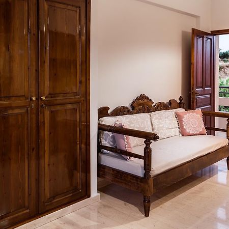 Merabello Apartments Agia Marina  Екстер'єр фото