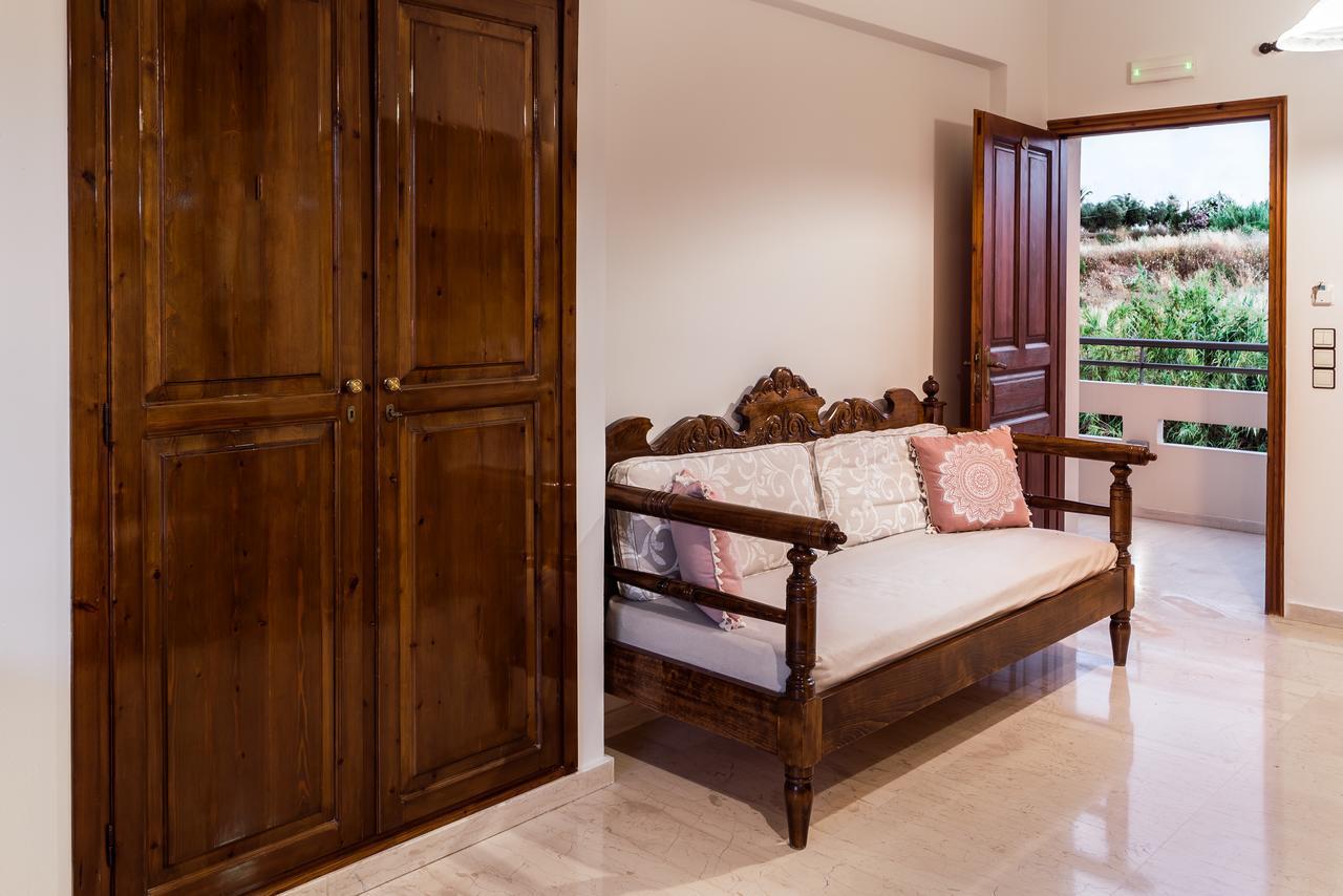 Merabello Apartments Agia Marina  Екстер'єр фото